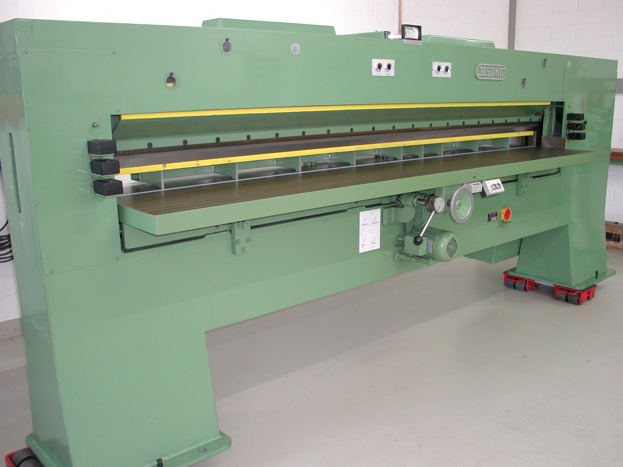 JOSTING EFS-2800 Furnierpaketschere - 1 - JOSTING EFS-2800 Furnierpaketschere - 1 -