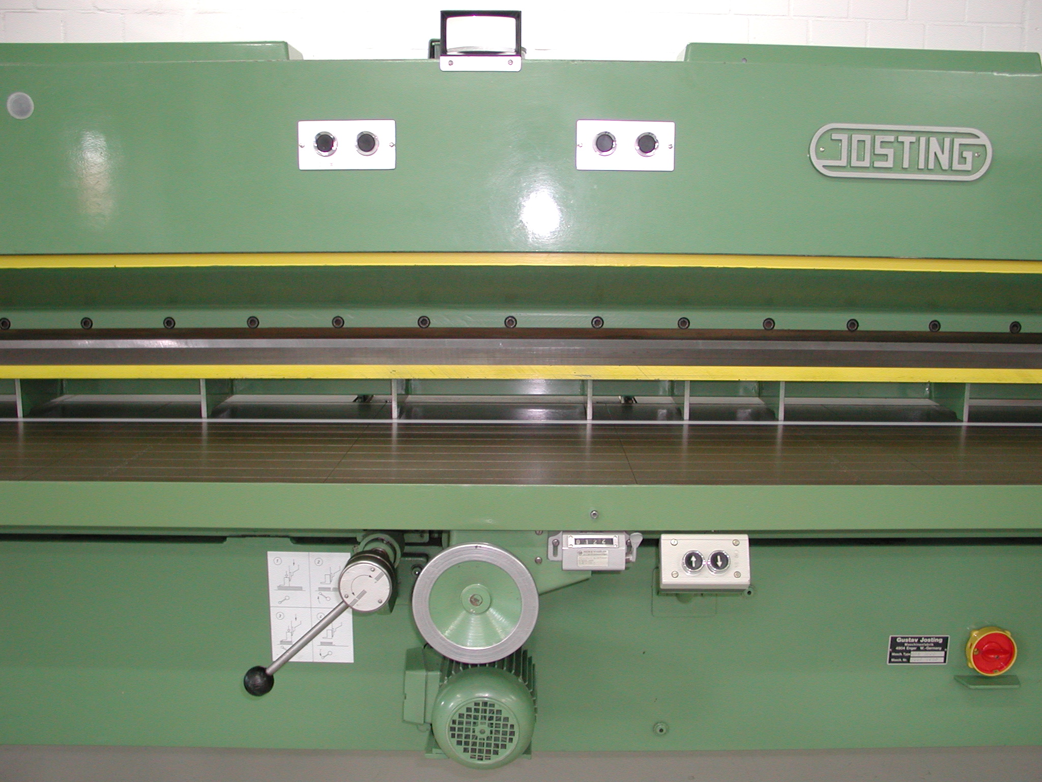 JOSTING EFS-2800 Furnierpaketschere - 3 - JOSTING EFS-2800 Furnierpaketschere - 3 -