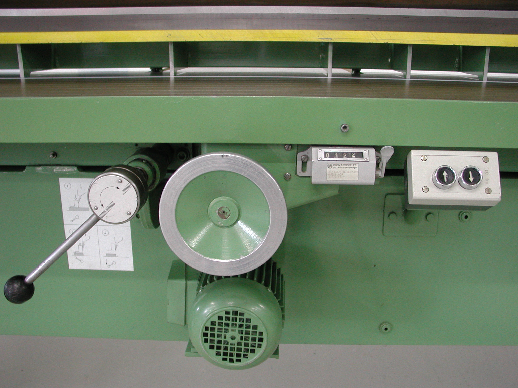JOSTING EFS-2800 Furnierpaketschere - 5 - JOSTING EFS-2800 Furnierpaketschere - 5 -