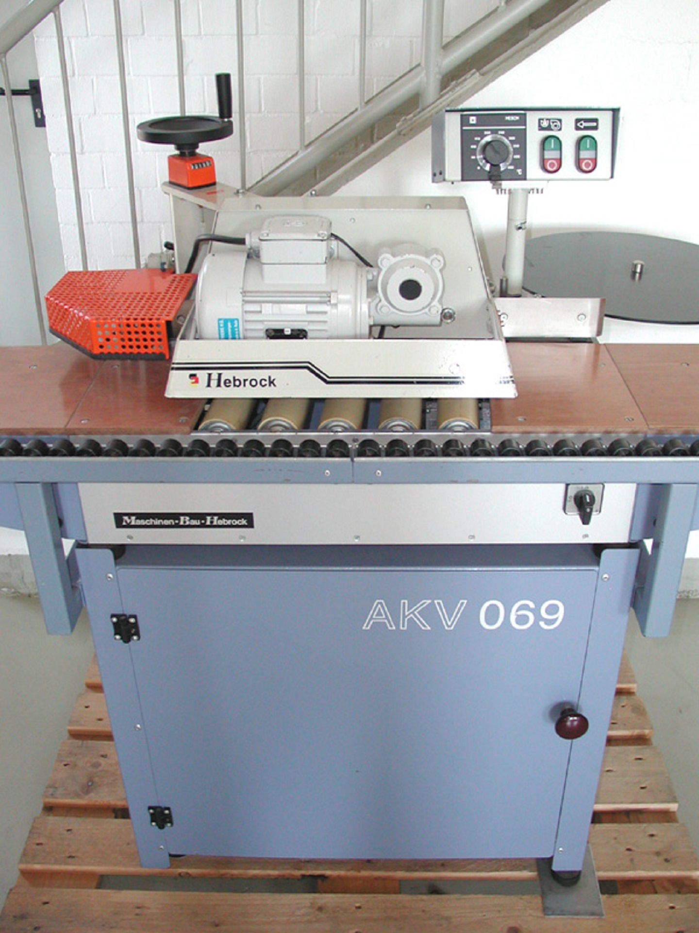 HEBROCK AKV 069 - Edge banding machine - S / N 1135 - 7